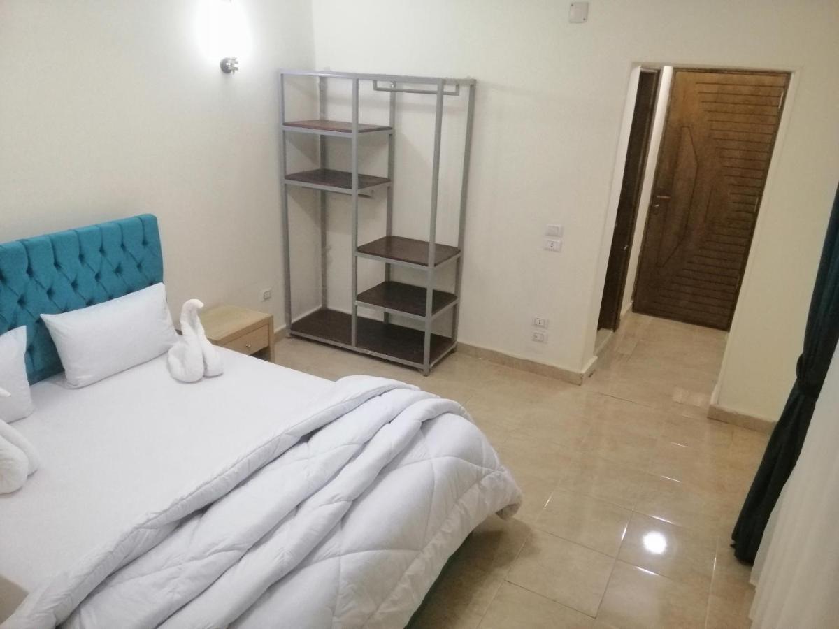 Anubis Kingdom Pyramids Hostal *