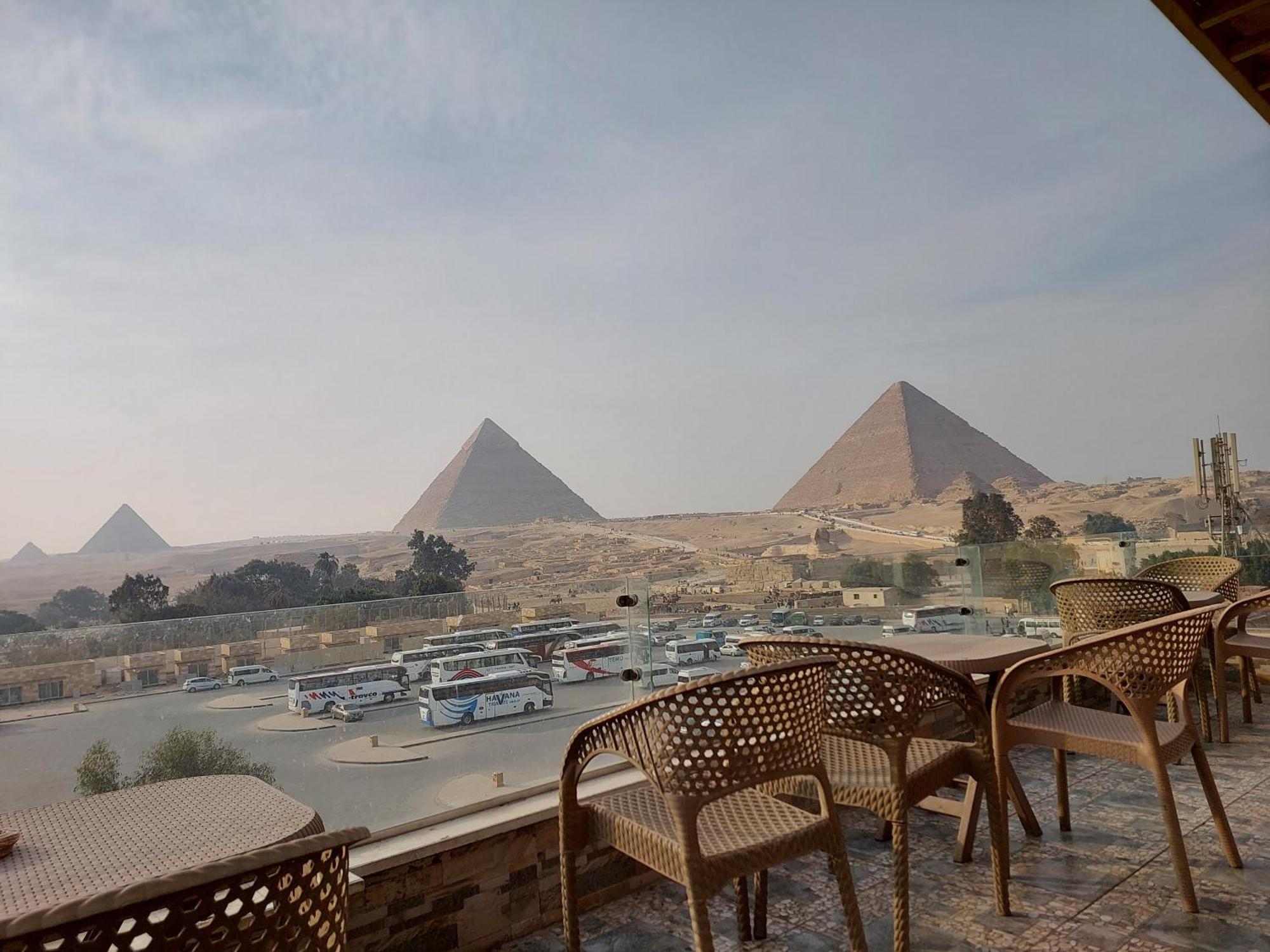 Hostal Anubis Kingdom Pyramids
