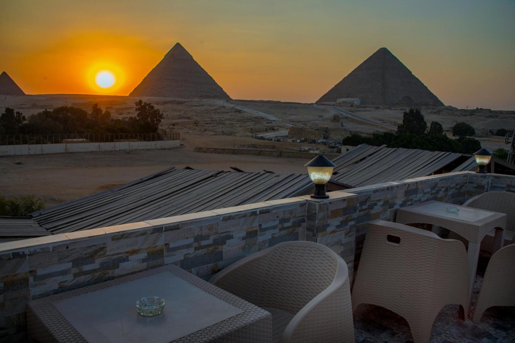 Anubis Kingdom Pyramids * Kafret el-Gabal